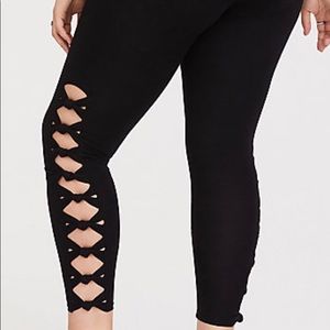Torrid Side Lattice Cropped Leggings